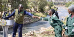 File image of President William Ruto interacting with youth employed under Climate WorX.